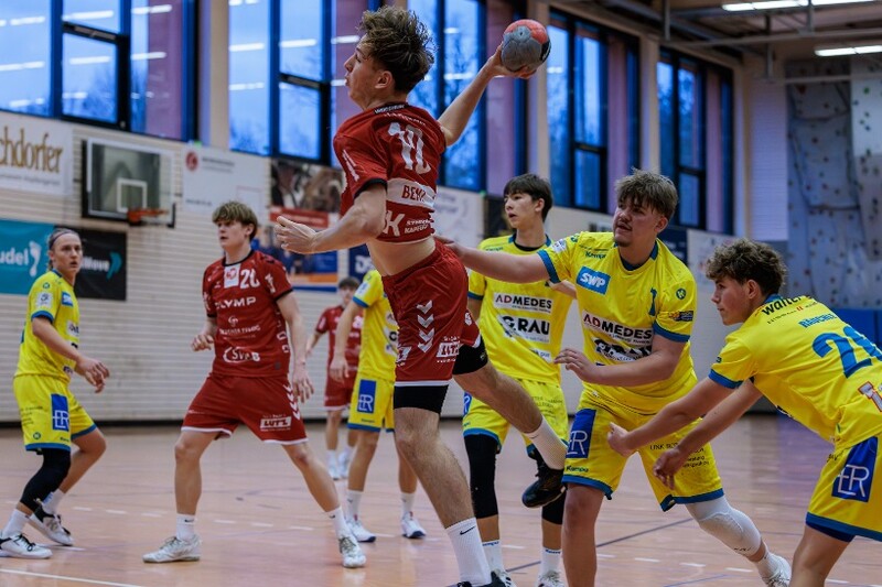 d251206 170733 HBLB mB ZR5 2445